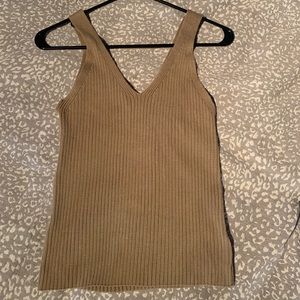 tan tank top